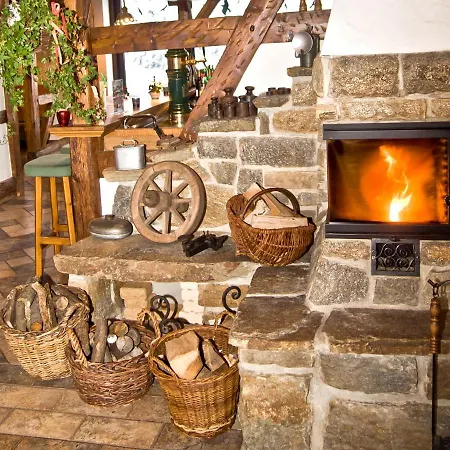 Am Roten Hammer מלון אוברוויזנטל